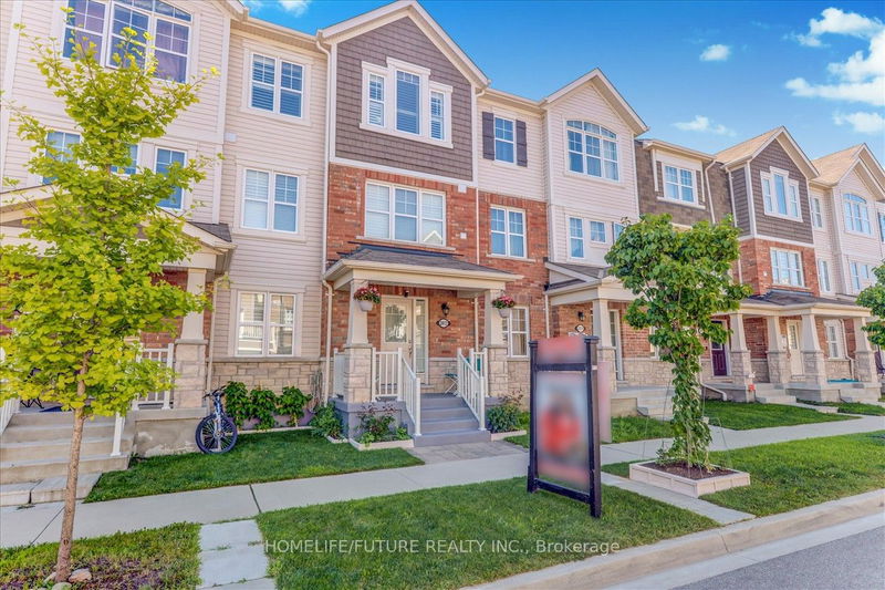 2412 Fall Harvest Cres  Pickering, L1X 0G2 | Image 2