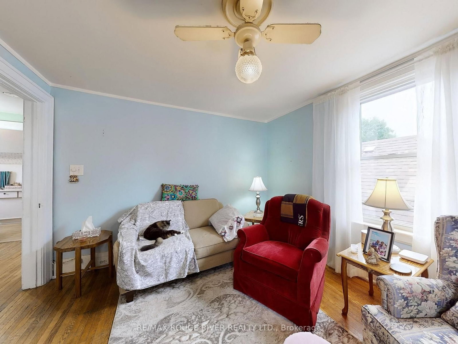 Listing Image 14