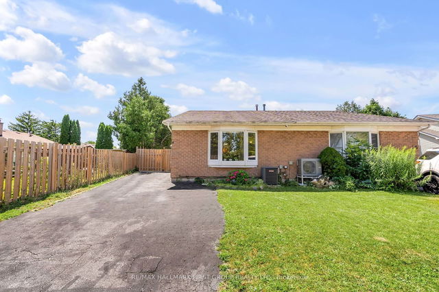 4 Bushwood Court