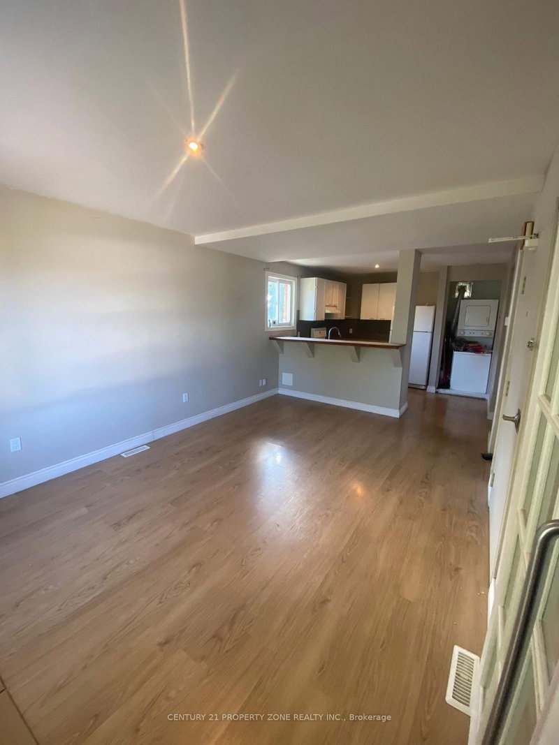 2 - 238 Mary St N, Oshawa, L1G 5C4 | Image 2