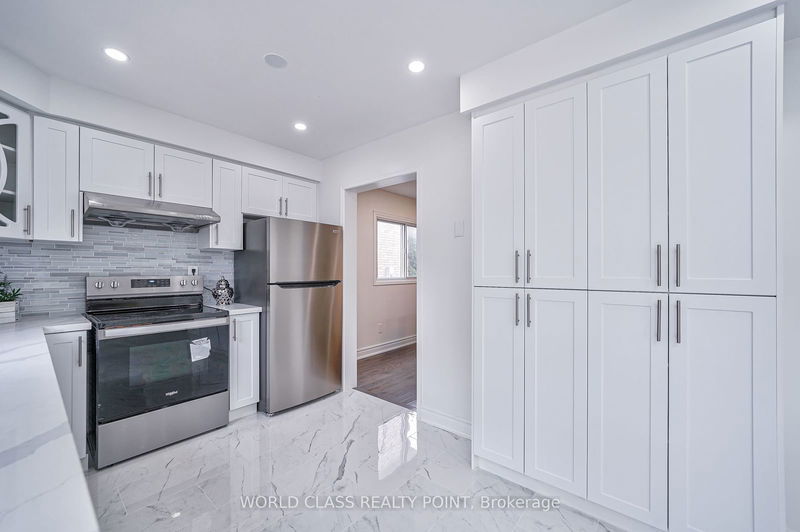 202 Bridgewater Ave  Whitby, L1R 1X3 | Image 17