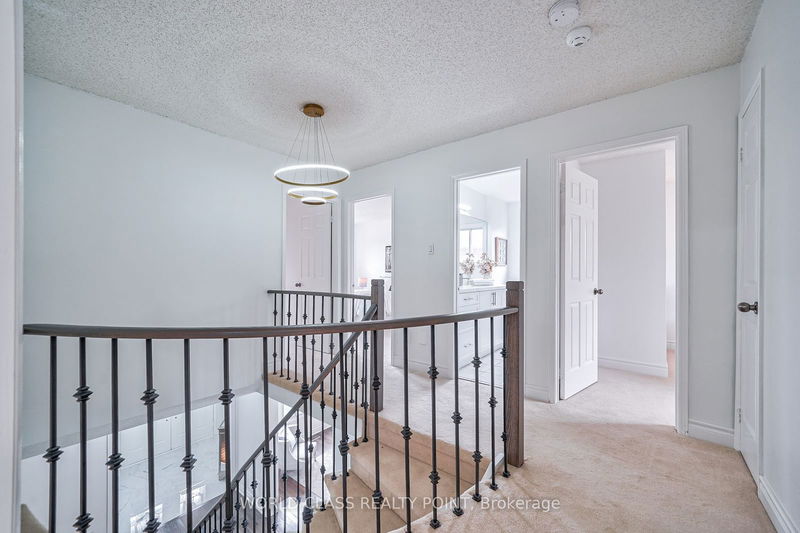 202 Bridgewater Ave  Whitby, L1R 1X3 | Image 21