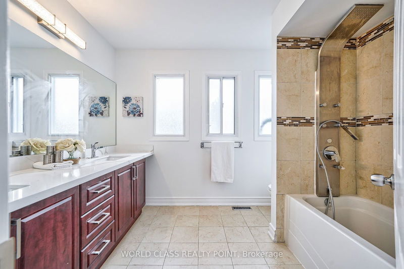 202 Bridgewater Ave  Whitby, L1R 1X3 | Image 25