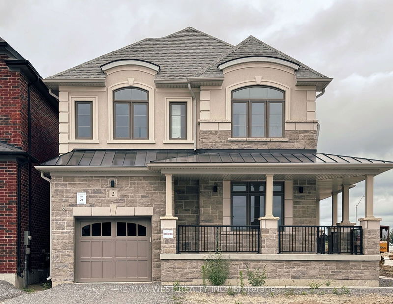 home for lease on 2 Ed Ewert Avenue
