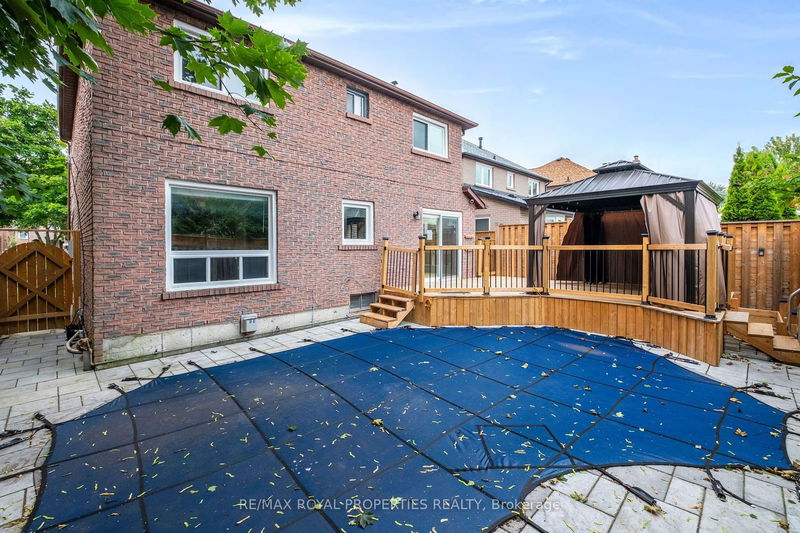 55 Addley Cres  Ajax, L1T 1V3 | Image 36