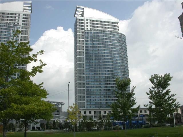 home for lease on 2002-38 Lee Centre Drive