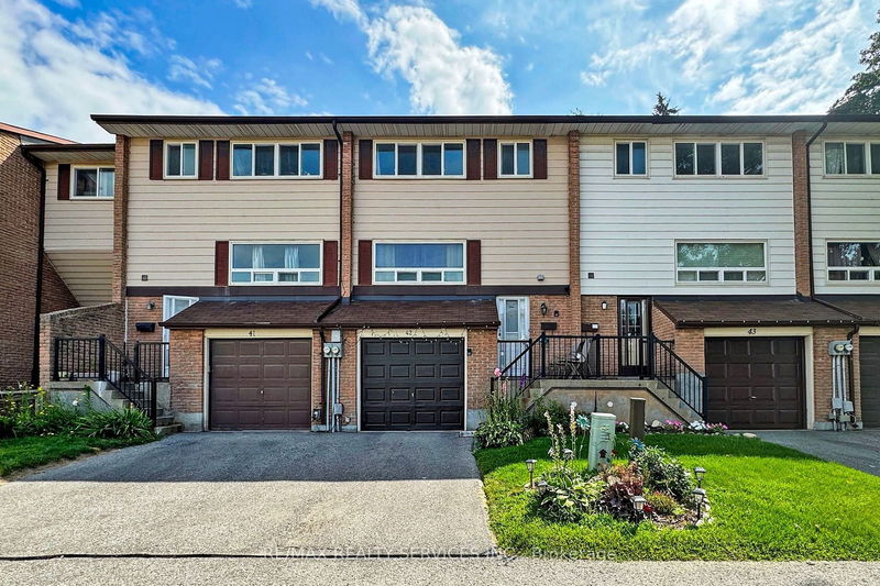 home for lease on 42-321 Blackthorn Street