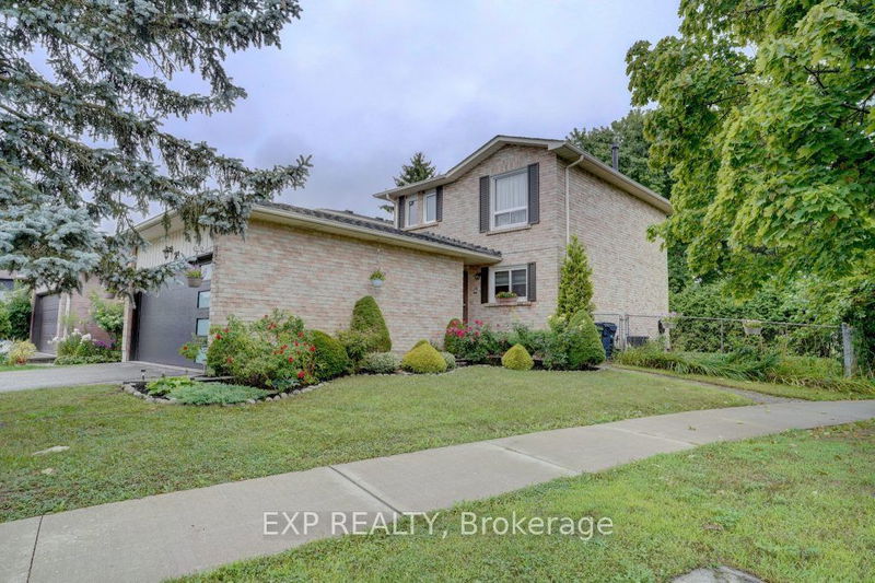 home for sale on 28 Grandhall Court