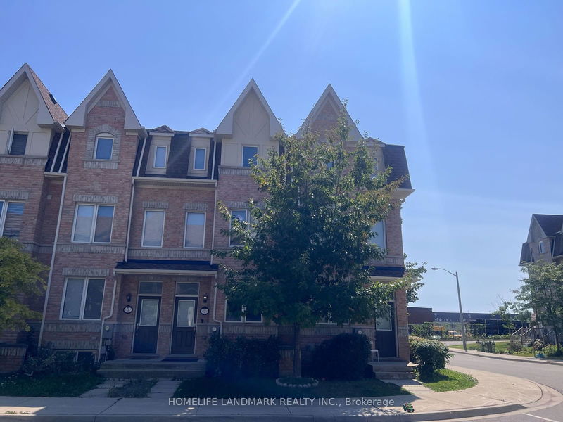 home for lease on 3 Kawneer Terrace