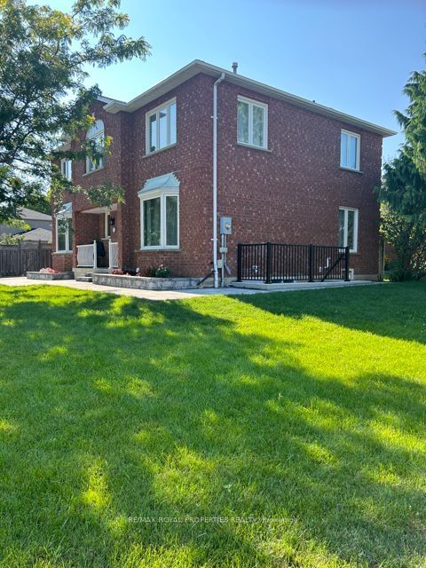 home for lease on Bsmt-2 Eldridge Place