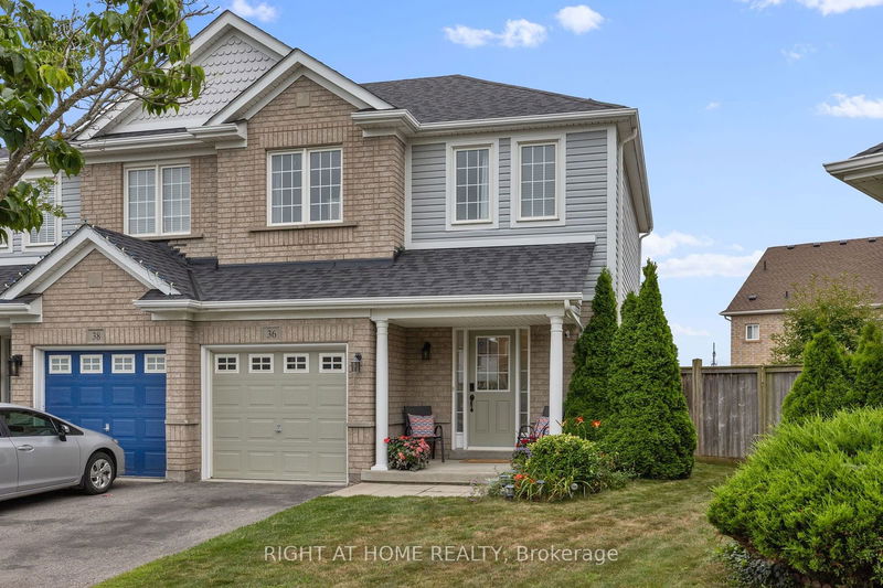 home for sale on 36 Howlett Crescent
