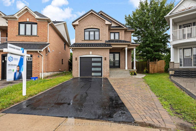 45 Palomino Pl  Whitby, L1R 2V5 | Image 2