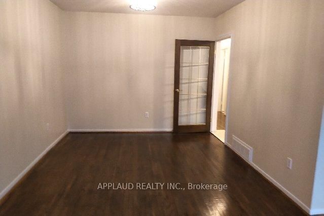 Upper - 14 Pitfield Rd, Toronto, M1S 1Y1 | Image 2