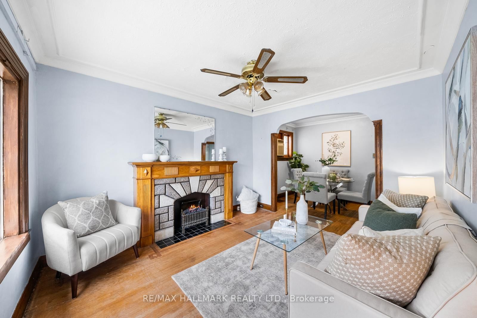 Listing Image 9