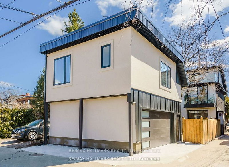 home for lease on Rear-6 Bain Avenue