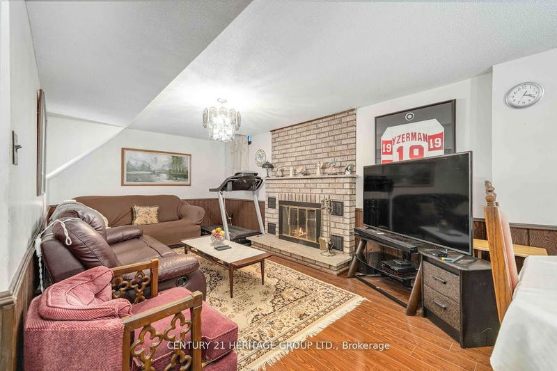 4 Eagledance Dr  Toronto, M1V 2J8 | Image 4