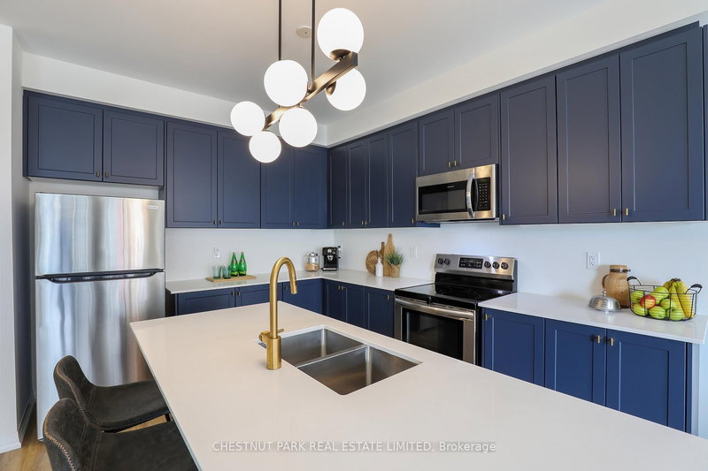 5 Klein Way, Whitby, L1R 0S6 | Image 2