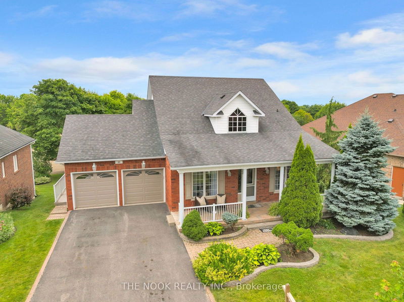 home for sale on 40 CANDLELIGHT Court