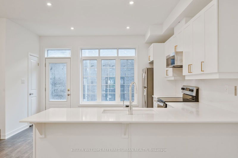 home for lease on 13 Selfridge Way