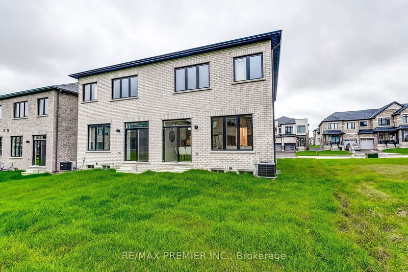 116 Armilia Pl  Whitby, L1P 0P7 | Image 28