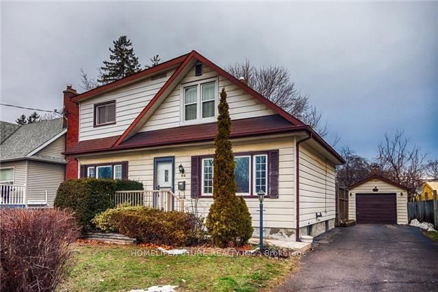96 Orchard View Boulevard