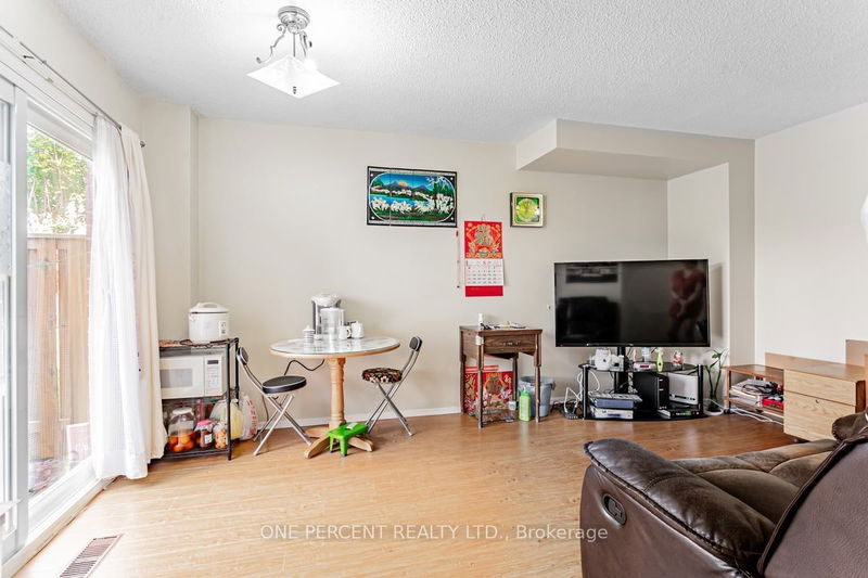 45 West Burton Crt  Toronto, M1S 4P7 | Image 5