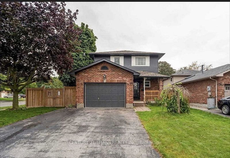 home for lease on 96 Beechnut Crescent