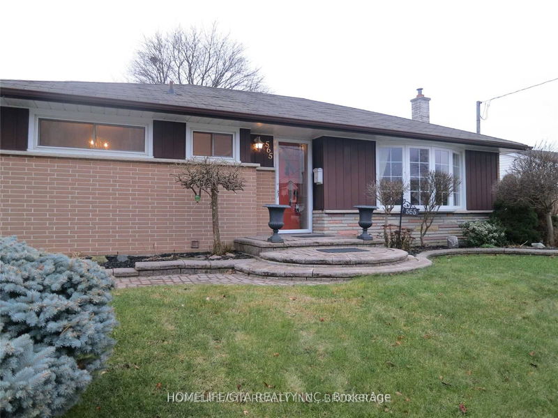 home for lease on 565 Adelaide Avenue W
