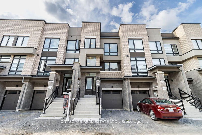 home for lease on 767 Heathrow Path N