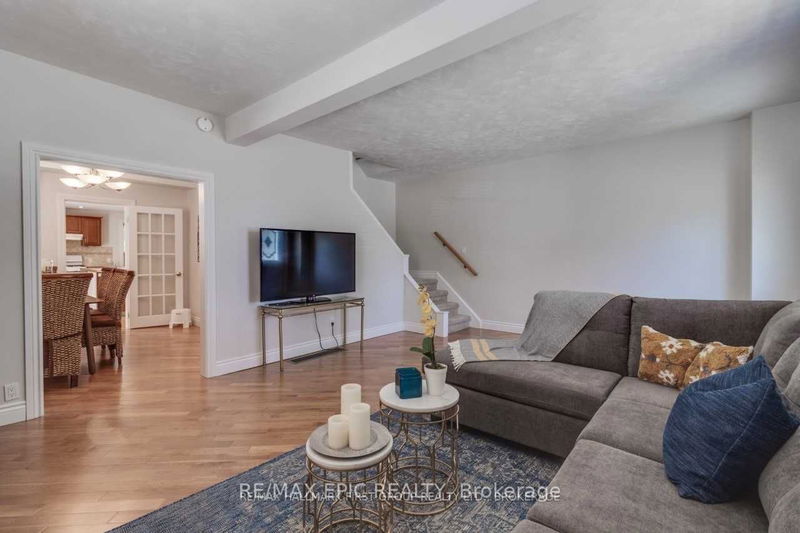 26 Whiting Ave  Oshawa, L1H 3T3 | Image 11