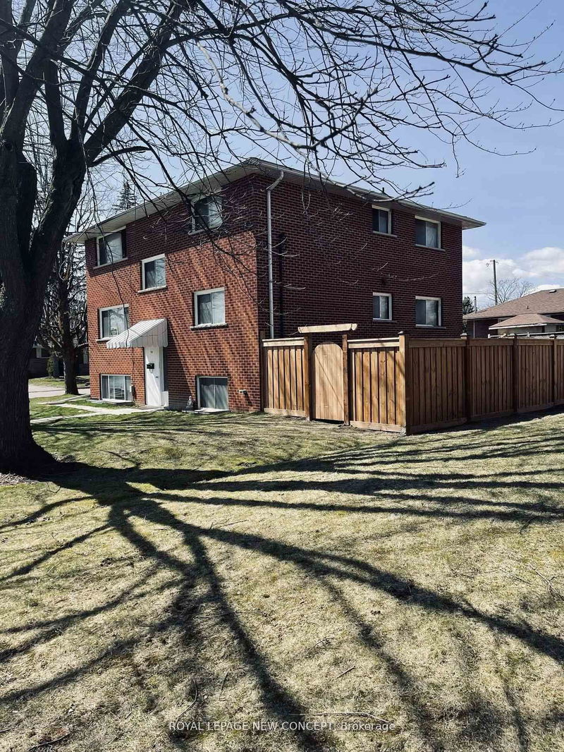 580 Digby Ave  Oshawa, L1G 1W6 | Image 1