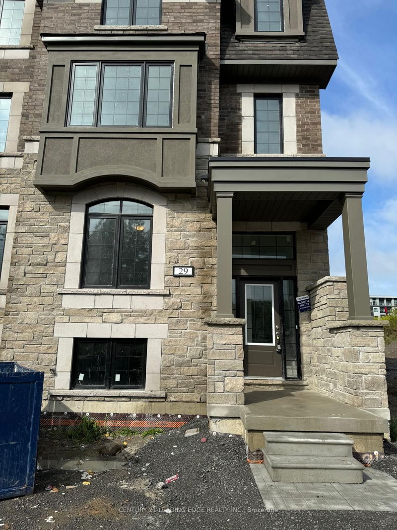 home for lease on 29 Selfridge Way