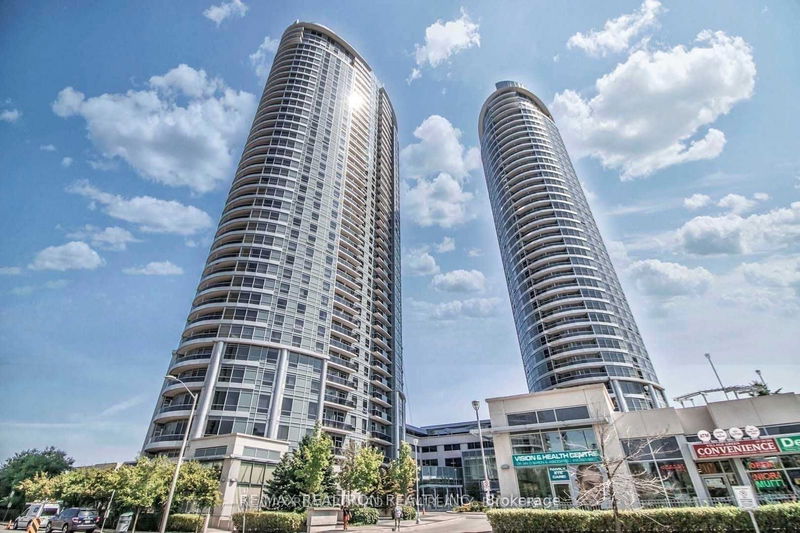 home for lease on 1612-125 Village Green Square
