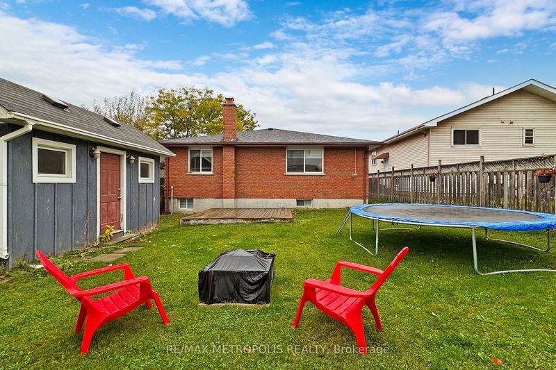 709 Keates Ave  Oshawa, L1H 7Y3 | Image 38