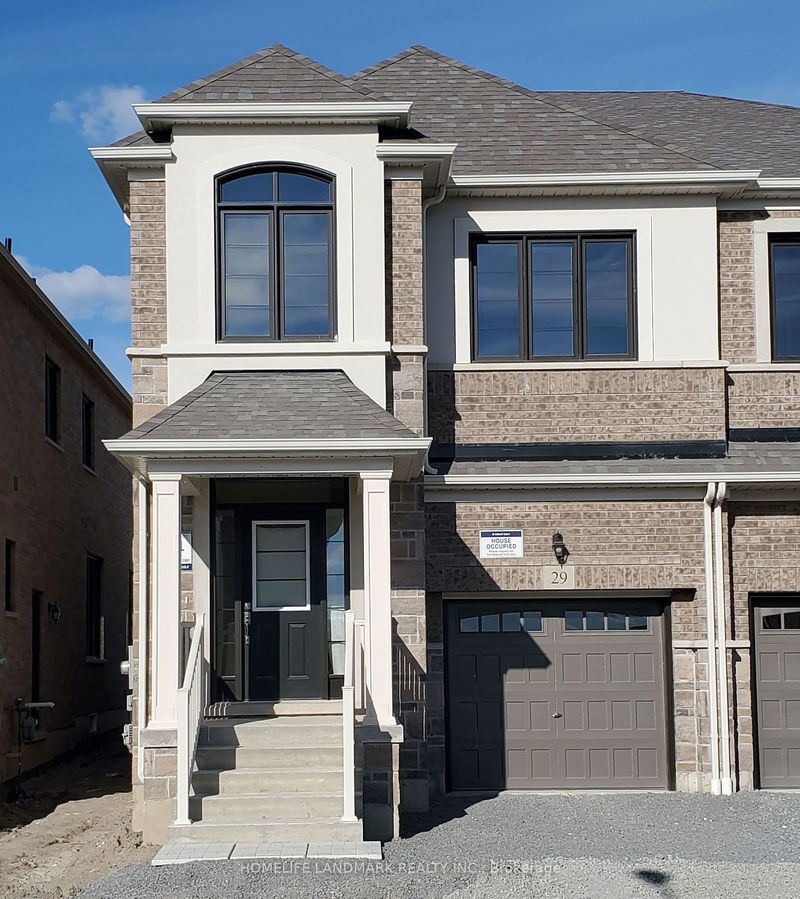 home for lease on 29 Macpherson Street