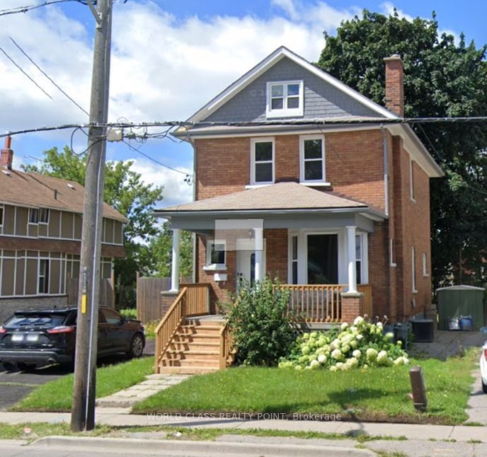 home for sale on 90 Park Road S