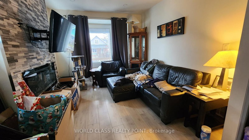 90 Park Rd S, Oshawa, L1J 4G9 | Image 3