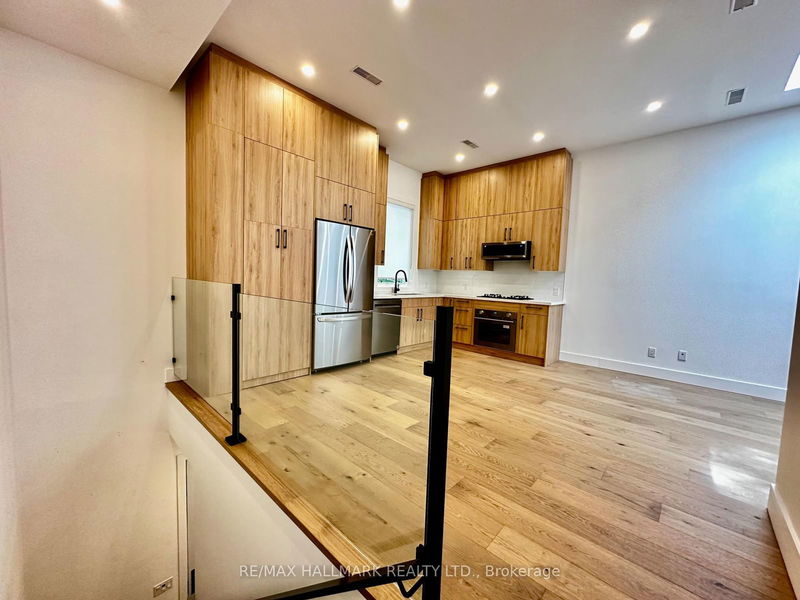 home for lease on Upper-31L Cam Fella Lane