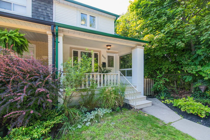 home for sale on 212 Golfview Avenue