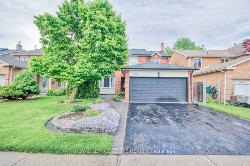 home for lease on Upper-79 Linton Avenue