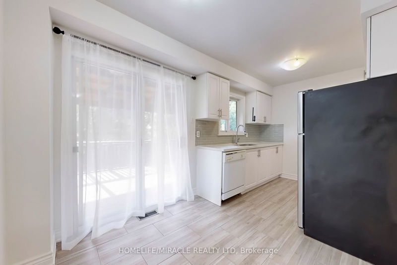 58 Crittenden Sq  Toronto, M1B 1V1 | Image 11