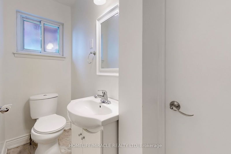 58 Crittenden Sq  Toronto, M1B 1V1 | Image 12