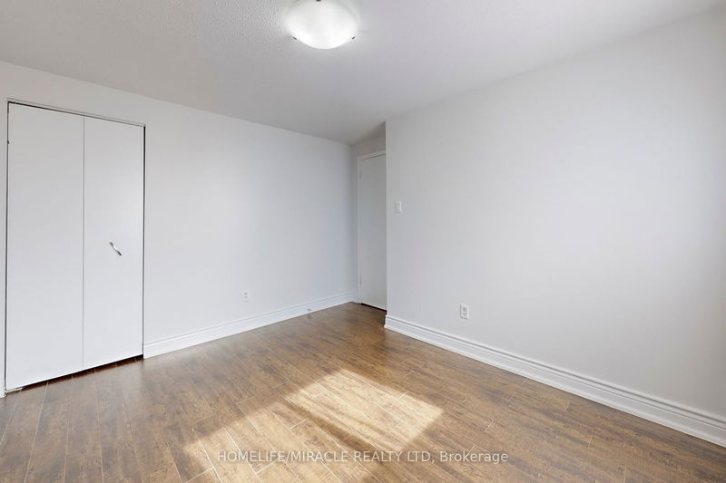 58 Crittenden Sq  Toronto, M1B 1V1 | Image 24