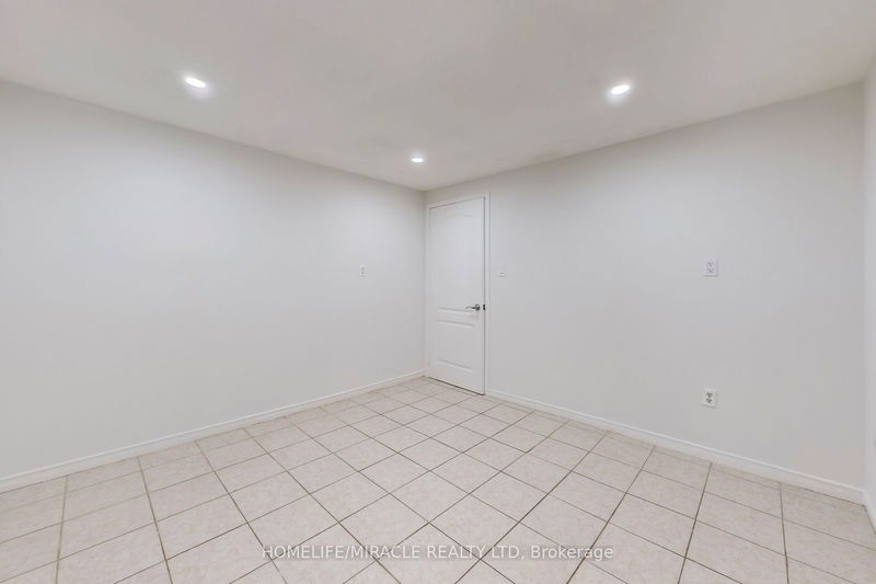 58 Crittenden Sq  Toronto, M1B 1V1 | Image 34