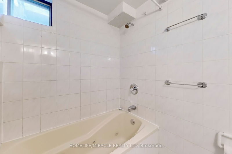 58 Crittenden Sq  Toronto, M1B 1V1 | Image 37