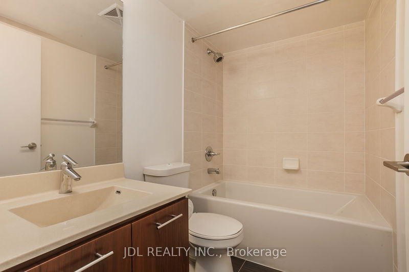  3211 - 125 Village Green Sq  Toronto, M1S 0G3 | Image 26