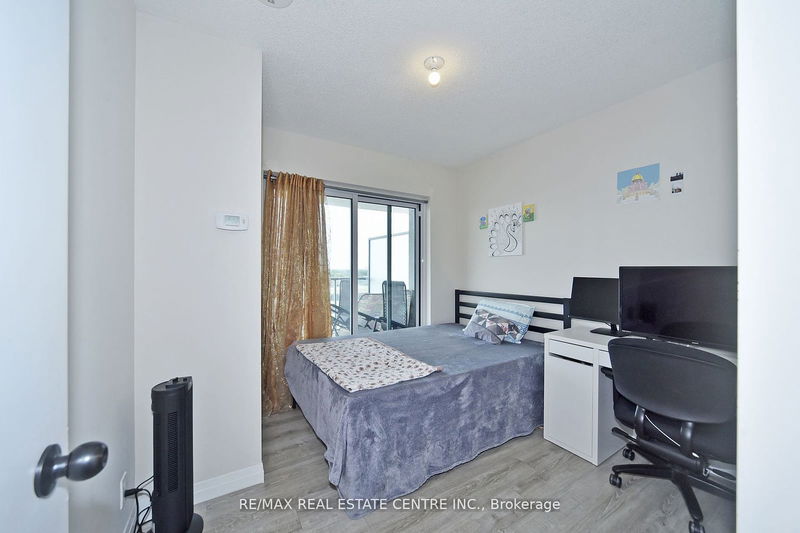  808 - 2152 Lawrence Ave E Toronto, M1R 0B7 | Image 19