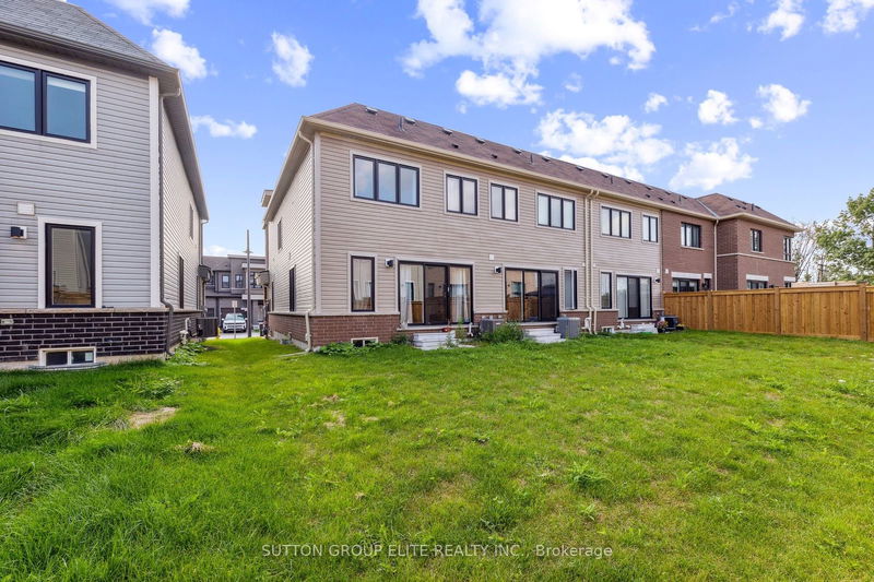  65 - 31 Caspian Sq  Clarington, L1C 3K5 | Image 30