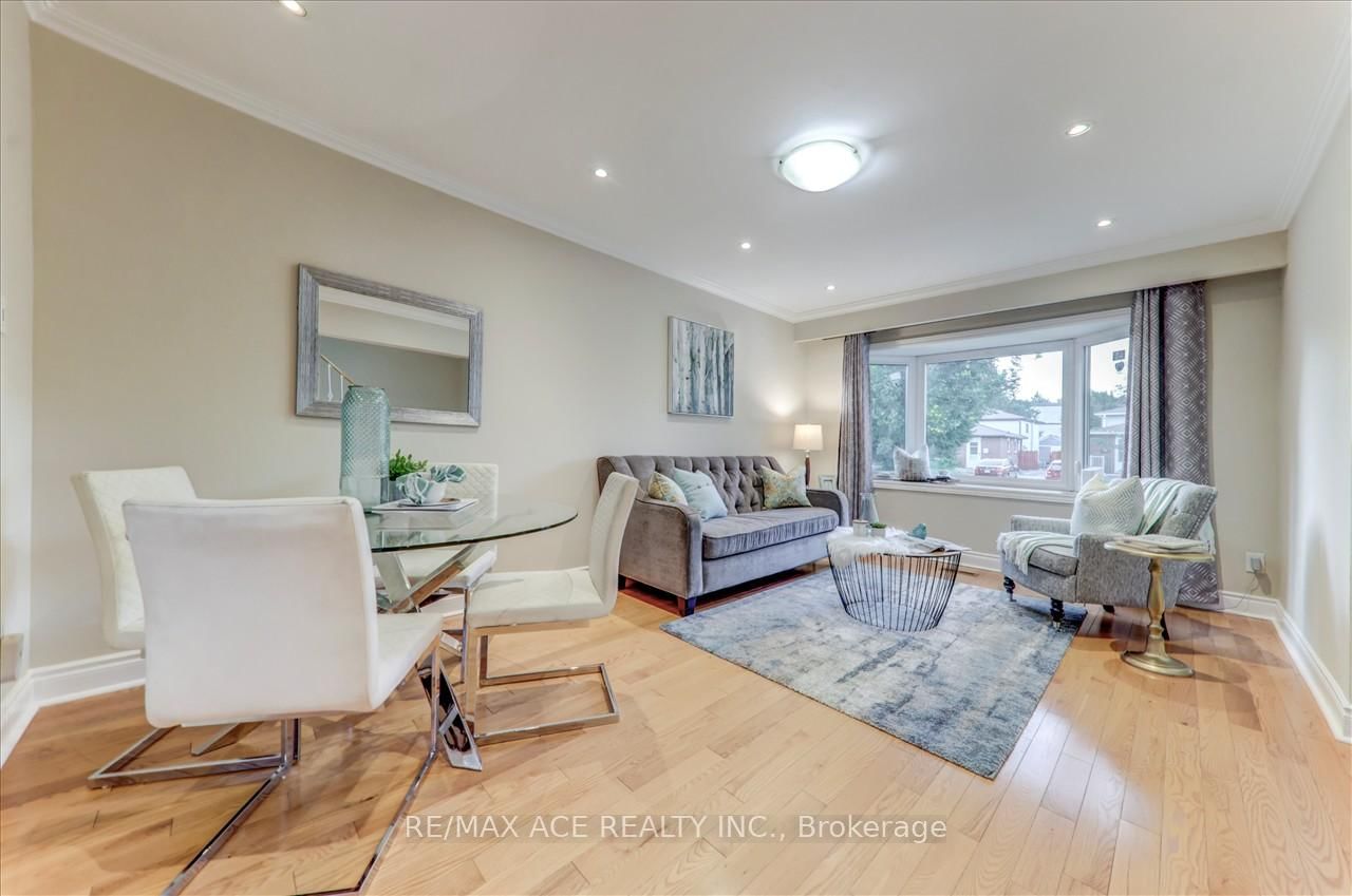 Listing Image 10