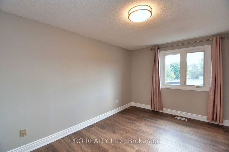 107 Spring Forest Sq  Toronto, M1S 4W7 | Image 20